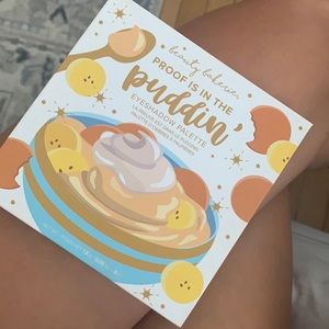 Proof is in the puddin - eyeshadow pallet